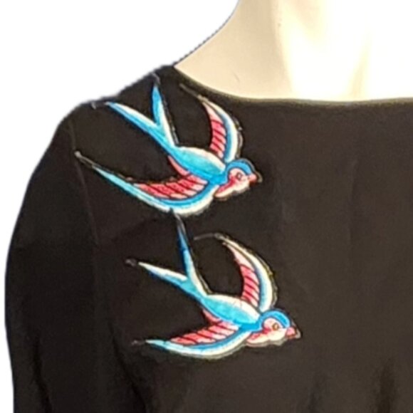 Size 4 BCBG Max Azria Abigayle LBD W/Beaded Dove Customized W/Embroidery Birds - Picture 3 of 13